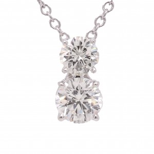 18k White Gold Diamond Pendant Necklace