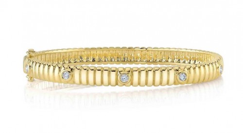 14k Yellow Gold Diamond Bezel Bangle With 0.33 Carats of Round Diamonds.