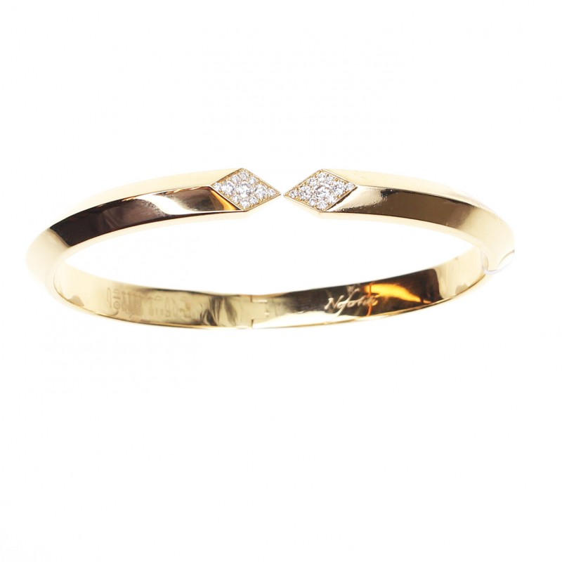 18k Yellow Gold Single Ridge, Double Diamond Lozenge Bangle