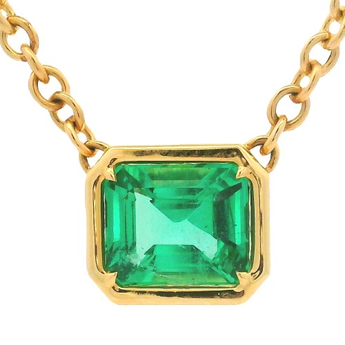 18k Yellow Gold Rahaminov Illusion Bezel Set 2.40 Carat Emerald