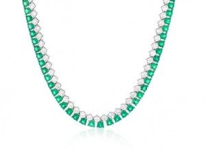 18k White Gold Necklace With Emeralds & Diamonds