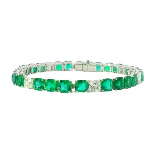 18k White Gold Cushion Cut Emerald & Diamond Bracelet